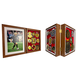 Медальница для спортивных медалей - СВЕТЛЫЙ ОРЕХ